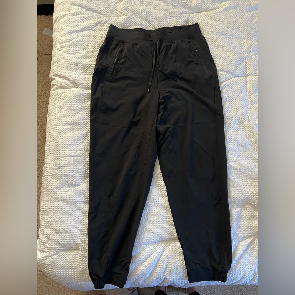 Lululemon light weight joggers